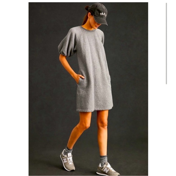 Velvet by Graham & Spencer Dresses & Skirts - velvet by graham and spencer sweatshirt dress
